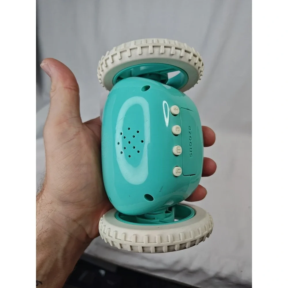 Robot Clocky Alarm Clock Aqua Tested works great! Fun Gift Obnoxious Wake up